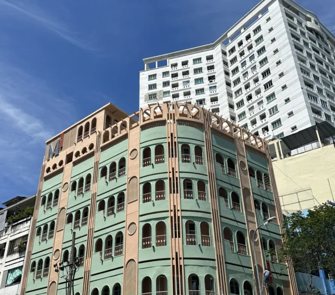 Sắt thép nhà phố
