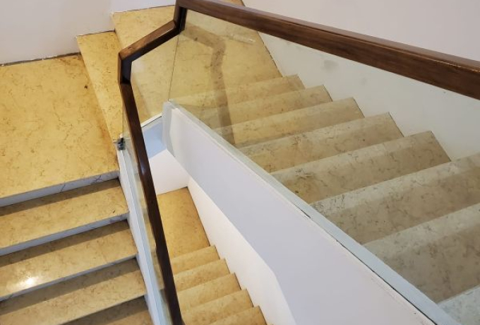 Làm Cầu Thang Kính Tại Thủ Đức | Thiết Kế Đẹp, Giá Rẻ