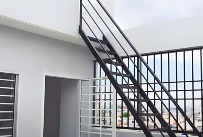 Dịch Vụ Thi Công Cầu Thang Sắt Quận 5 Theo Yêu Cầu, Uy Tín