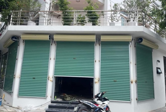 Làm Cửa Cuốn Tại Hóc Môn, Giá Rẻ, Thi Công Nhanh Chóng