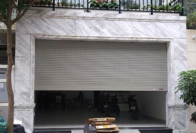 Làm Cửa Cuốn Tại Quận 1 | Chất Lượng Uy Tín, Giá Tốt