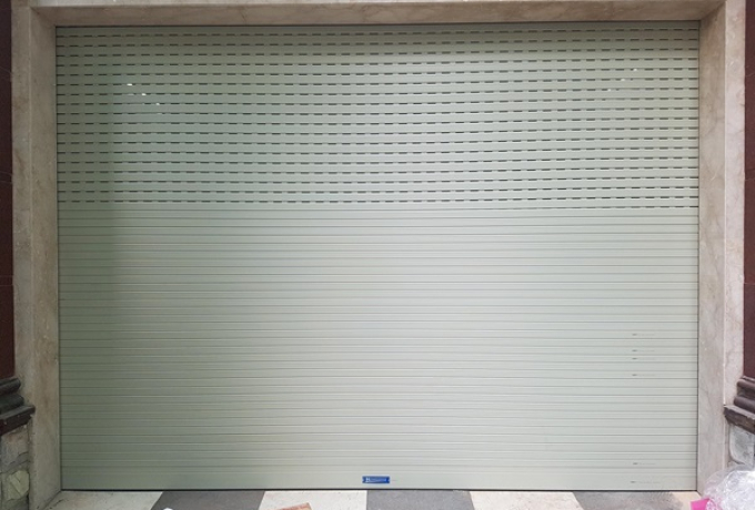 Làm Cửa Cuốn Tại Quận 5 | Báo Giá Nhanh, Thi Công Chuẩn