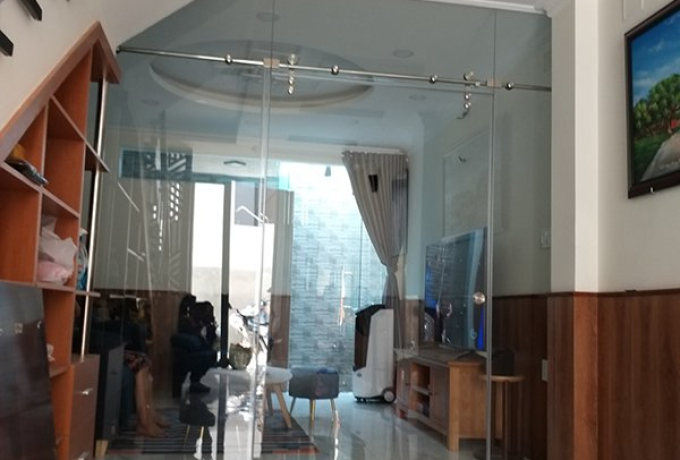 Làm Cửa Kính Cường Lực Tại Hóc Môn | Giá Rẻ Uy Tín