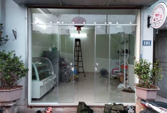 Làm Cửa Kính Cường Lực Tại Quận 3 | Thi Công Nhanh – Bền Đẹp 