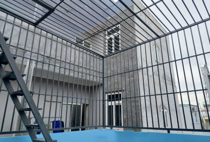 Làm Khung Sắt Bảo Vệ Tại Quận 9 | Thi Công Bền Đẹp – Giá Cạnh Tranh