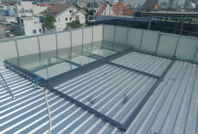 Mái Che Giếng Trời Là Gì? Khi Nào Nên Sử Dụng Cho Nhà Phố