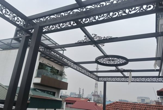 Các Loại Mái Kính Sân Thượng Phổ Biến & Cách Chọn Phù Hợp