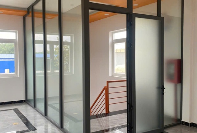 Làm Vách Kính Cường Lực Tại Bình Thạnh | Nhà Phố, Căn Hộ, Văn Phòng