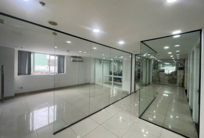 Làm Vách Kính Cường Lực Tại Dĩ An | Nhà Phố, Căn Hộ, Văn Phòng