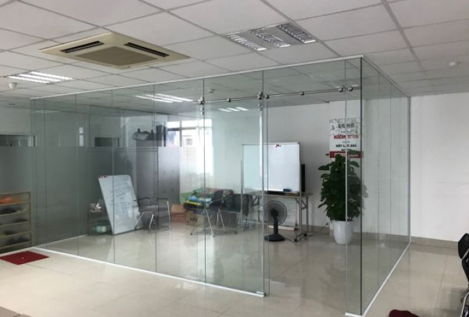 Làm Vách Kính Cường Lực Quận 8 | Giá Tốt, Thi Công Chuẩn