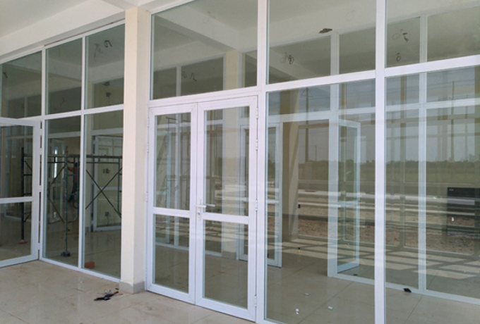 Làm Vách Ngăn Nhôm Kính Tại Cần Giờ Giá Rẻ Chuyên Nghiệp