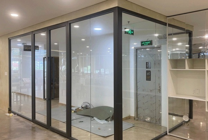 Làm Vách Ngăn Nhôm Kính Tại Thủ Đức | Chuyên Nghiệp – Uy Tín