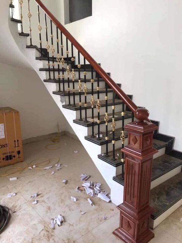 Minh Phát Group thi công cầu thang sắt quận 2