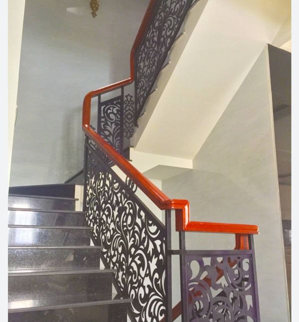 cầu thang sắt nghệ thuật