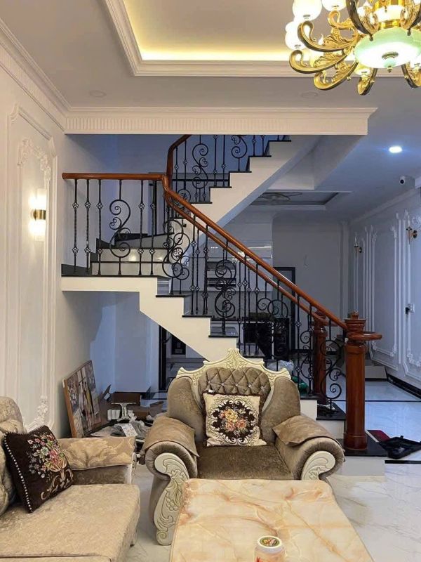 cầu thang sắt nghệ thuật