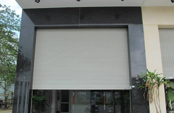 cửa cuốn tự động