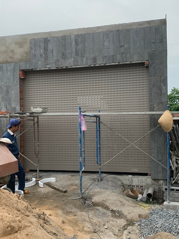 làm cửa cuốn quận 12
