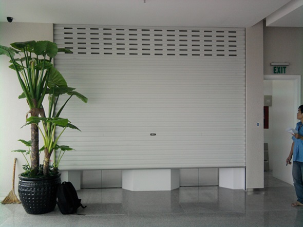cửa cuốn tự động