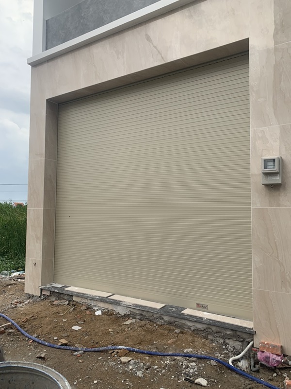 cửa cuốn tấm liền