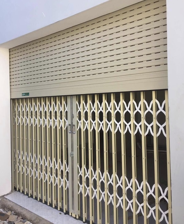 kết hợp cửa cuốn và cửa kéo