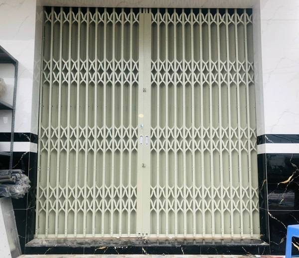 cửa kéo sắt bình tân