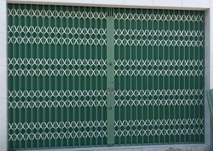 cửa kéo sắt