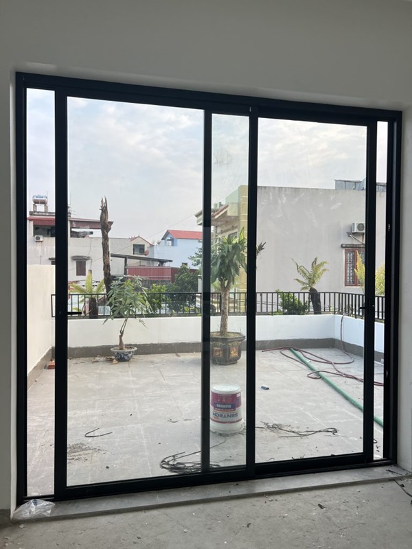 cửa nhôm kính cửa hàng