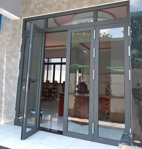 cửa nhôm kính cao cấp
