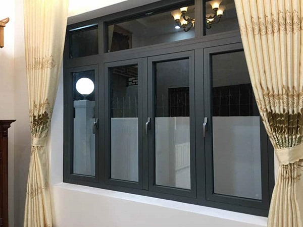 cửa nhôm kính nhà ở