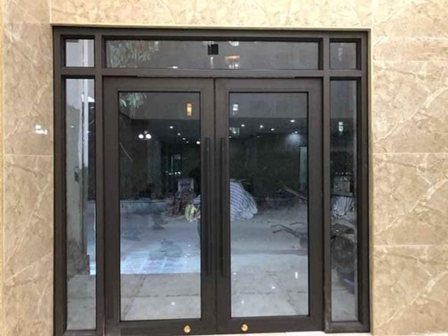 cửa nhôm kính