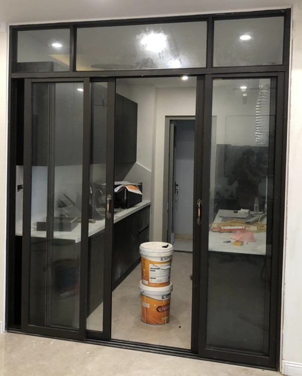 chọn cửa nhôm xingfa