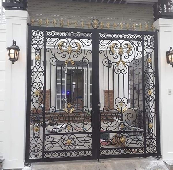 cửa sắt 2 cánh