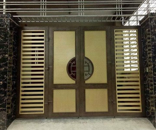 cửa sắt 4 cánh