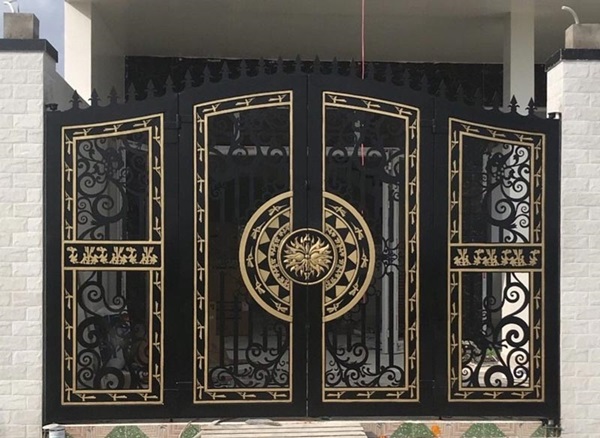 cửa sắt mỹ thuật 2 cánh