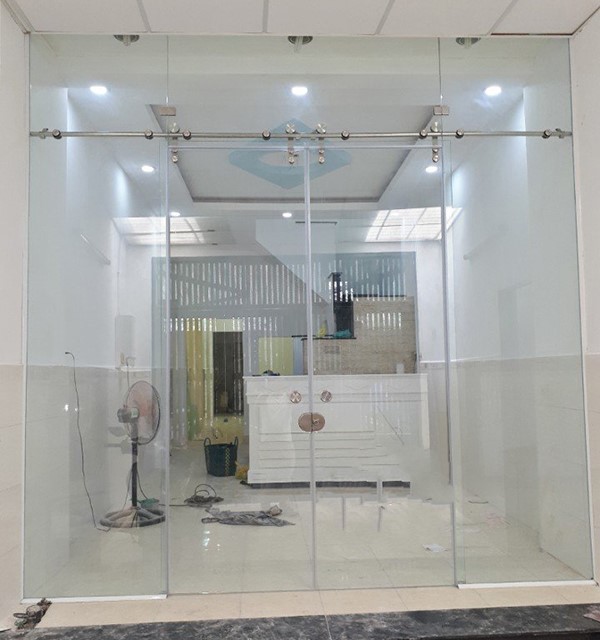 cửa kính cường lực đẹp