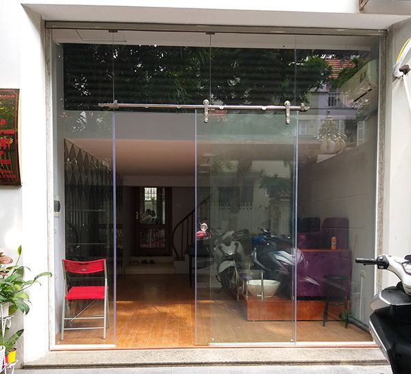 cửa kính cường lực gia đình