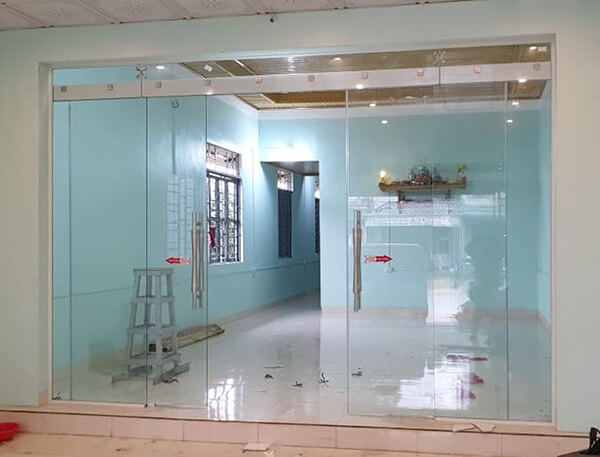 cửa kính cường lực gia đình