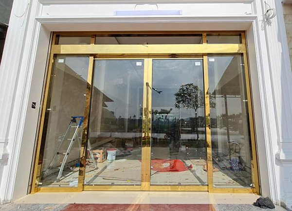 cửa kính cường lực đẹp