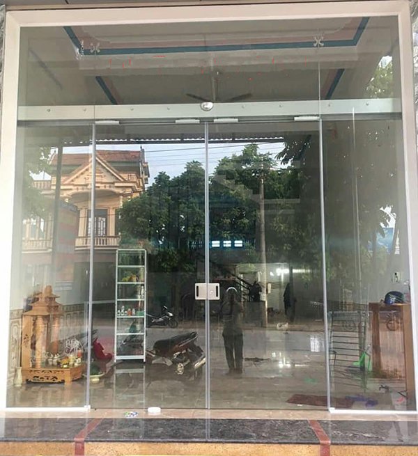 cửa kính cường lực đẹp