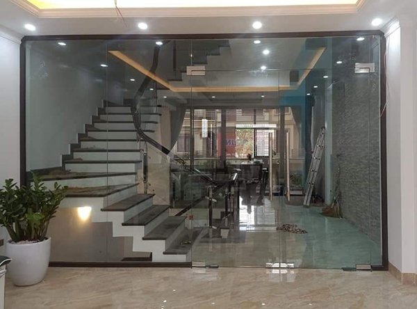 cửa kính cường lực gia đình