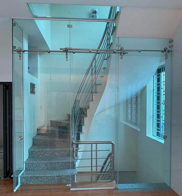 cửa kính cường lực gia đình