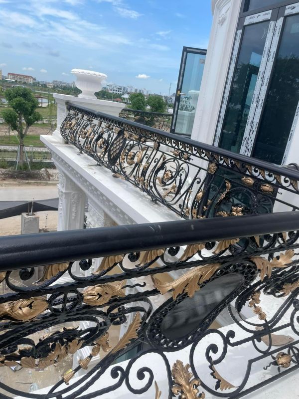 lan can - ban công sắt mỹ thuật