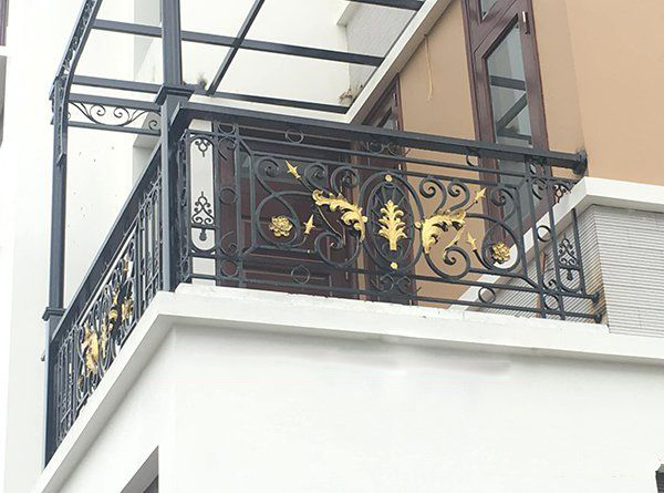 ban công sắt