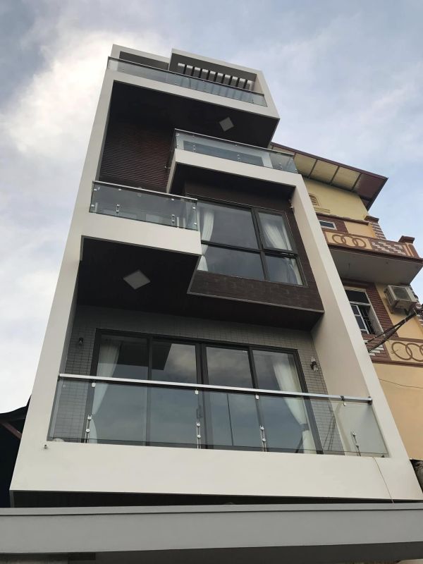 thi công lan can kính tại cần giờ