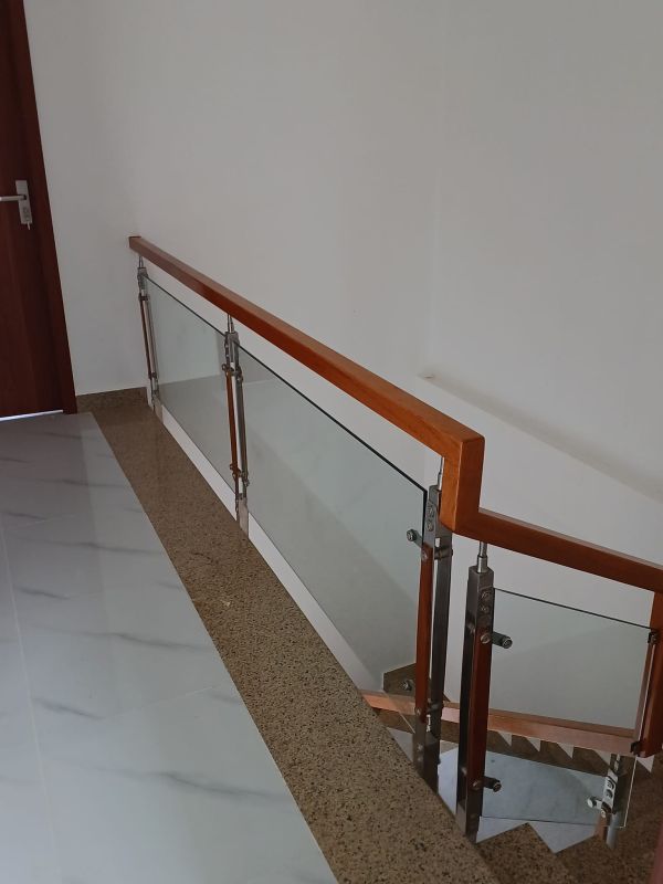 lan can kính cường lực