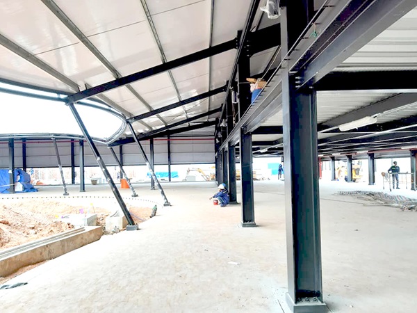 nhà thép tiền chế kết hợp công trình phụ trợ