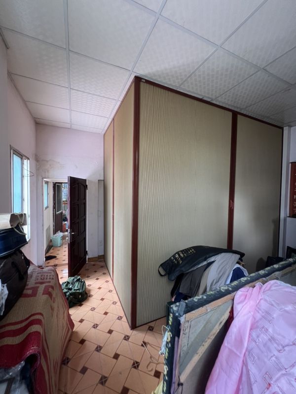 vách ngăn phòng rèm tổ ong