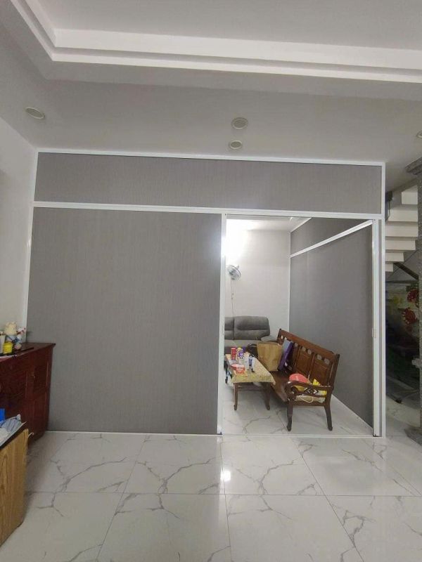 vách ngăn phòng rèm tổ ong