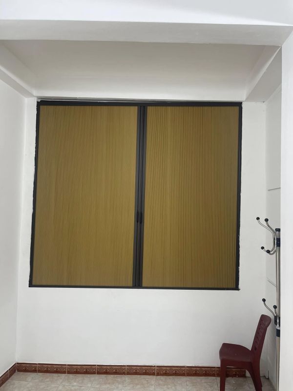 vách ngăn phòng rèm tổ ong