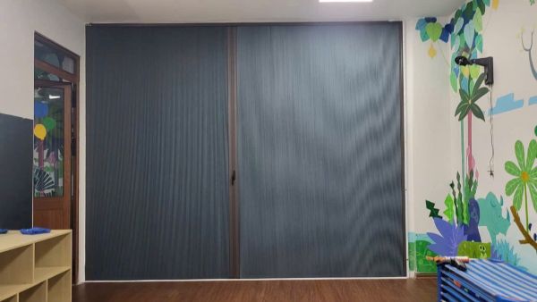vách ngăn phòng rèm tổ ong